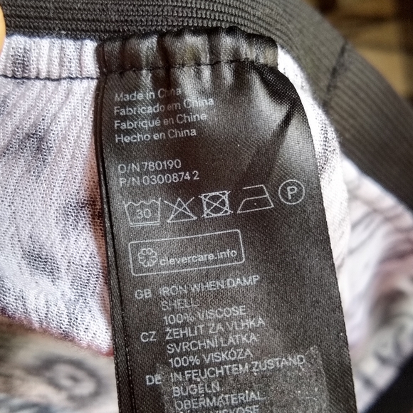 H&M Maxi Skirt Feather Print sz 6 - Picture 5 of 6